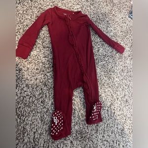 Red posh peanut sleeper 9-12M